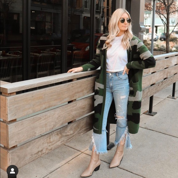 Long Camo Sweater - Picture 1 of 4